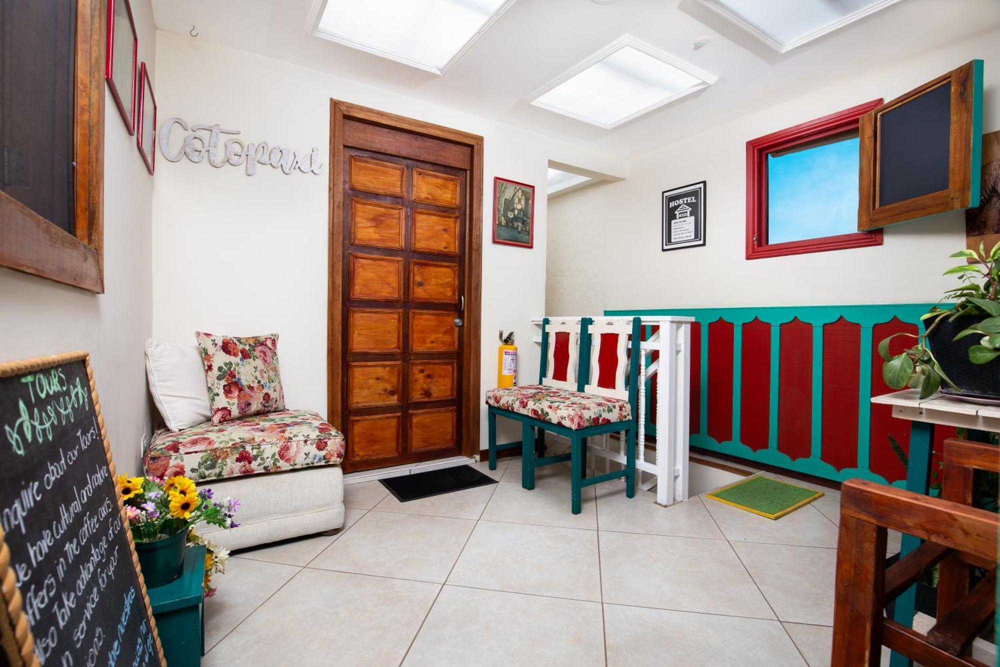 Hostal El Quinde ซาเลนโต ภายนอก รูปภาพ