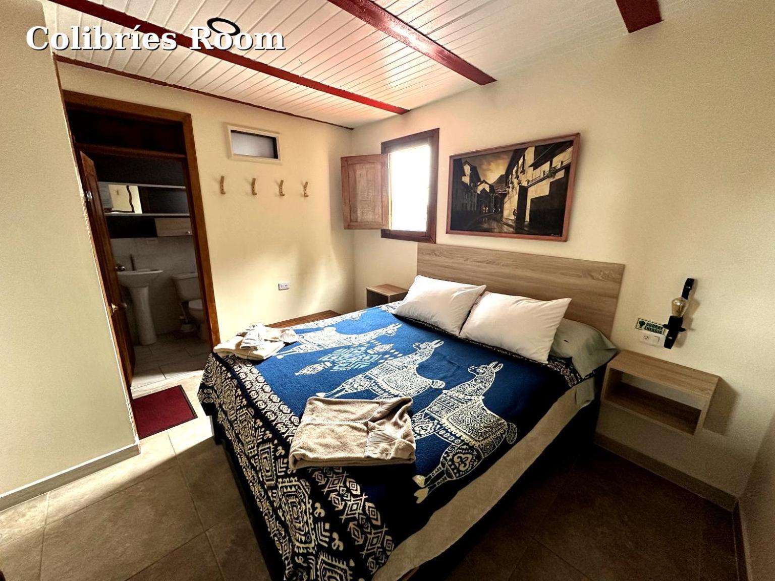 Hostal El Quinde ซาเลนโต ภายนอก รูปภาพ